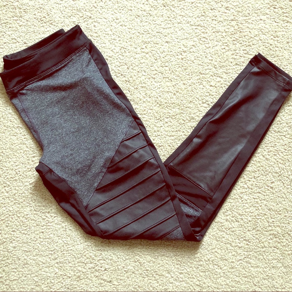 NWT Leggings
